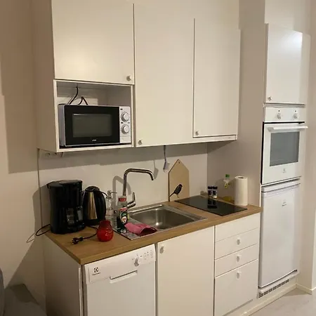 Ihana Juna Aseman Vieressae. Apartman *