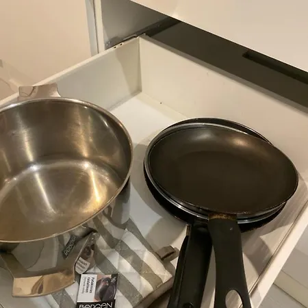 Ihana Juna Aseman Vieressae. Vantaa